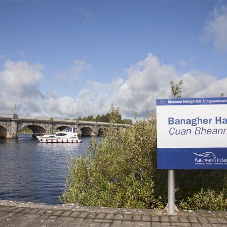 Apartment 3 Bedroom Banagher Town Centre Exteriör bild