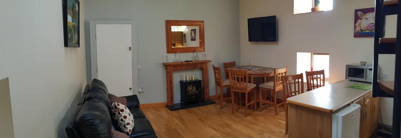 Apartment 3 Bedroom Banagher Town Centre Exteriör bild