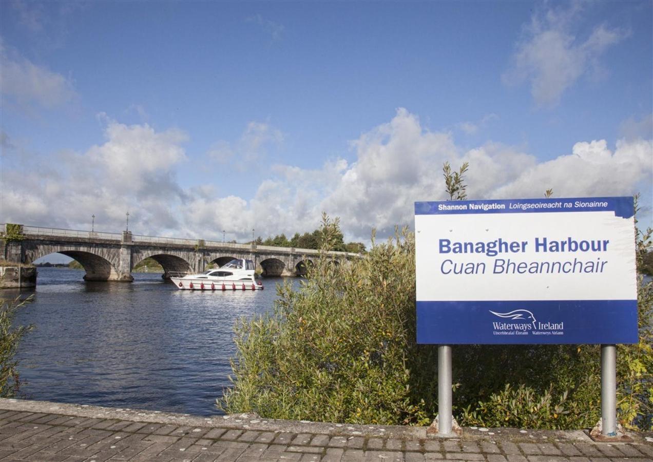 Apartment 3 Bedroom Banagher Town Centre Exteriör bild